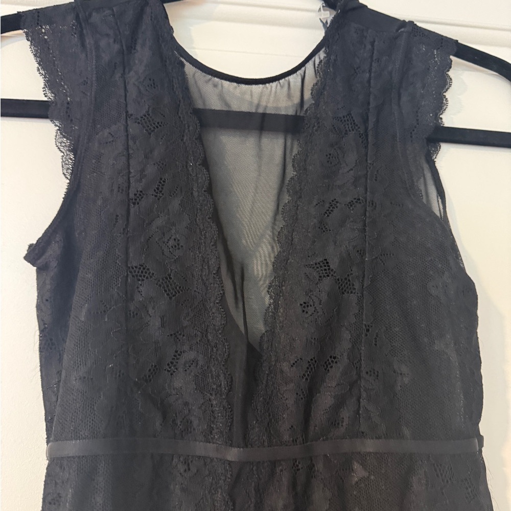 Elegant Black Lace Dress